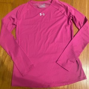 Girl's Under Armour top